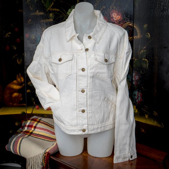 NWT Cropped Off-White Jean Jacket for Women. - XXL - Picture 1 of 2